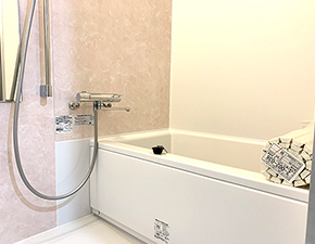 マンションリフォームにピッタリなユニットバス♪　TOTO WH 設置写真