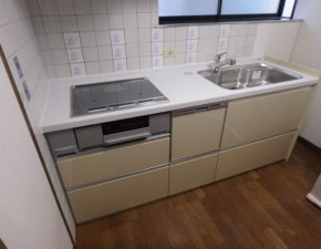 キッチンのサイズを変えて念願の食洗機を設置　パナソニック　リビングステーションV 設置写真